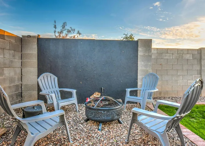 4 Palms Tempe